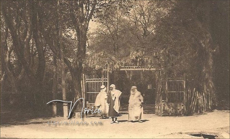 L'entrée du Jardin