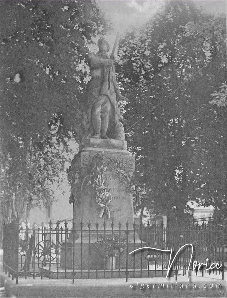  Monument aux Morts