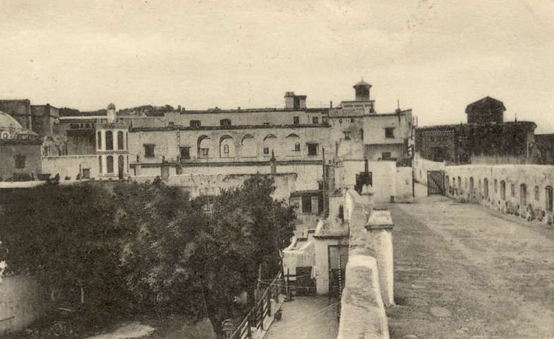 Le Palais du Coup d’Éventail / Dar El Hamra